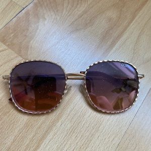 Quay Jezabell Twist Sunglasses